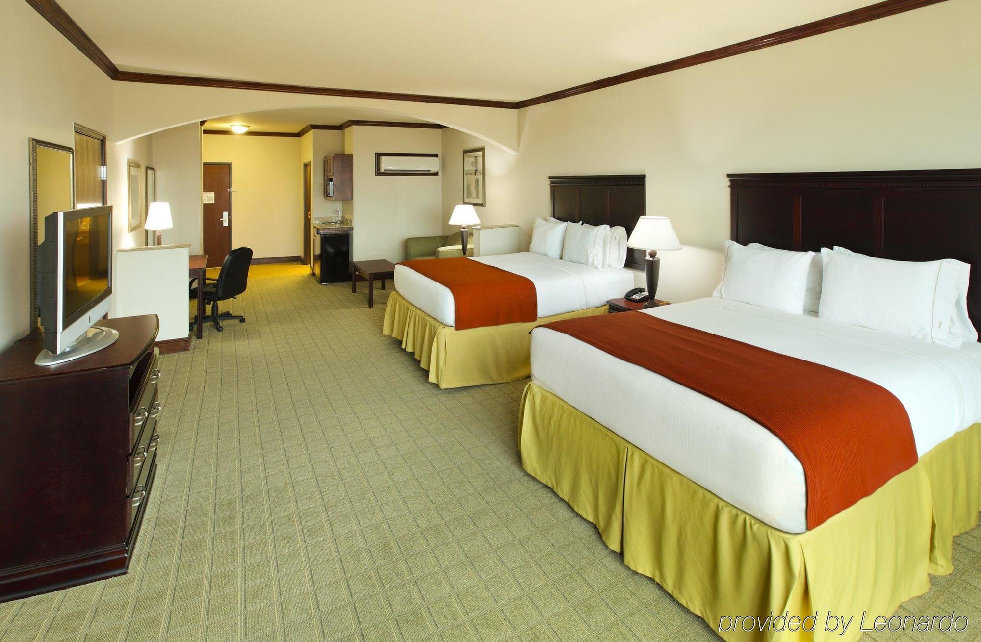 Holiday Inn Express Hotel & Suites Sherman Highway 75 By Ihg Oda fotoğraf