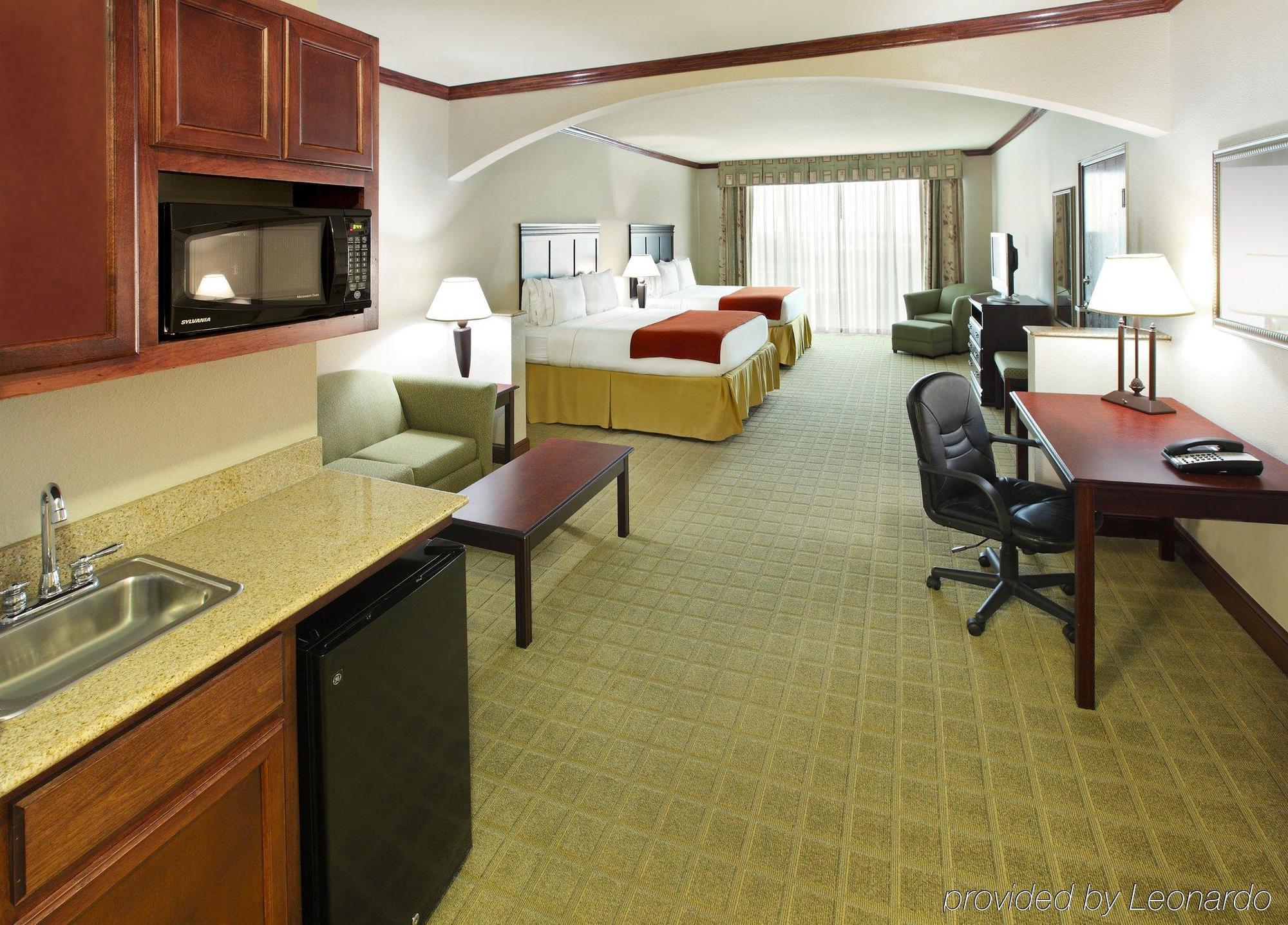 Holiday Inn Express Hotel & Suites Sherman Highway 75 By Ihg Oda fotoğraf