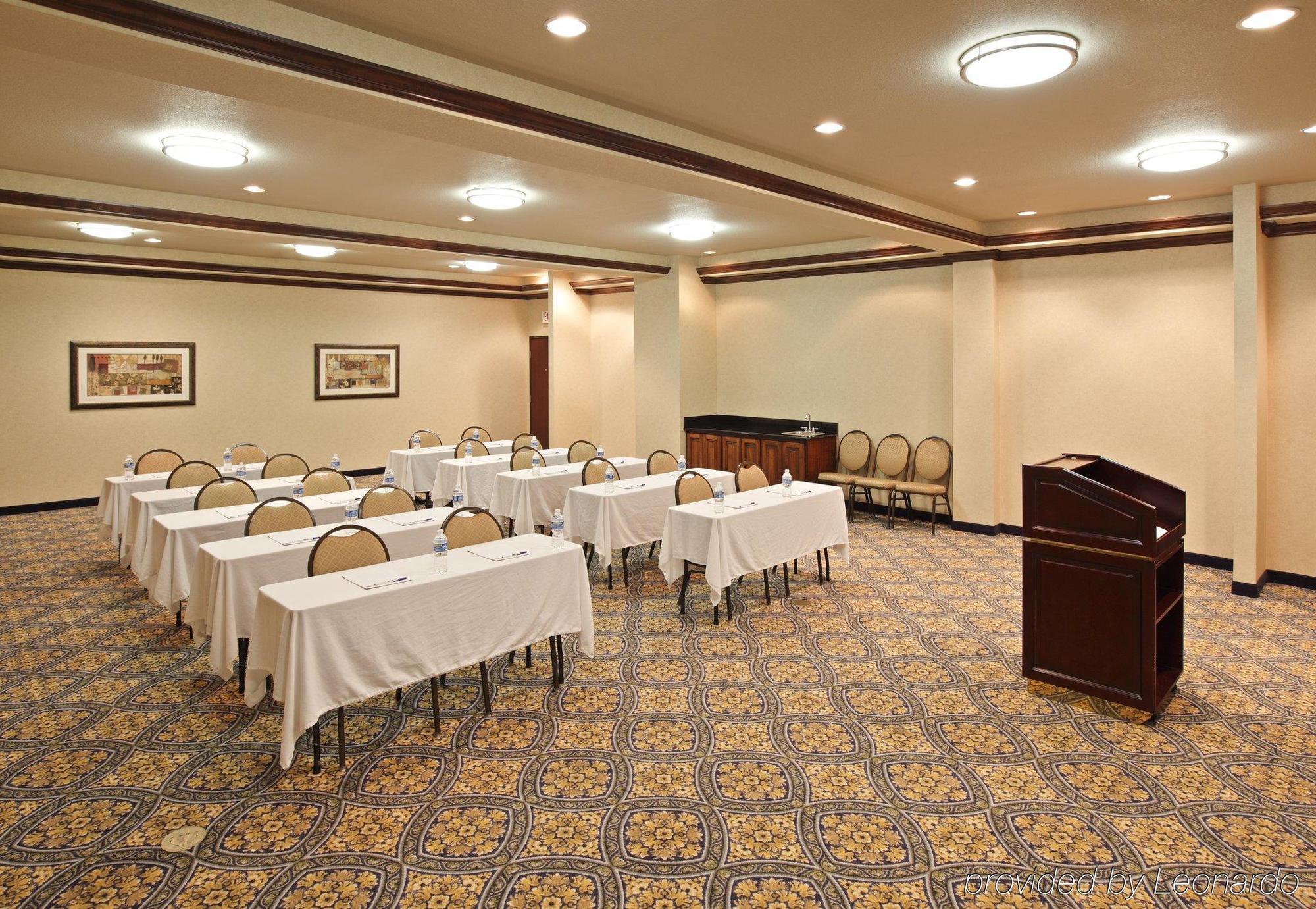 Holiday Inn Express Hotel & Suites Sherman Highway 75 By Ihg Konforlar fotoğraf