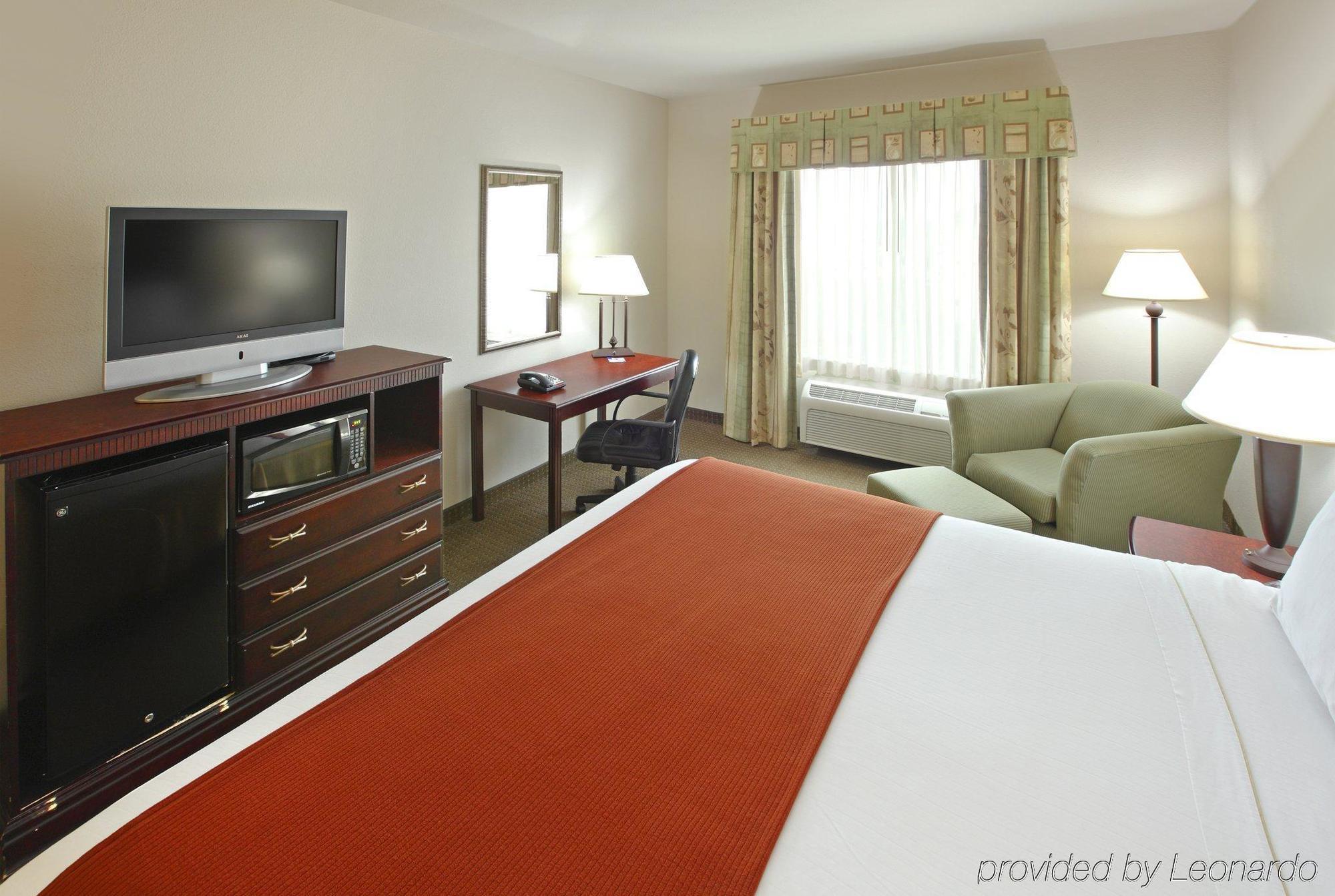 Holiday Inn Express Hotel & Suites Sherman Highway 75 By Ihg Oda fotoğraf