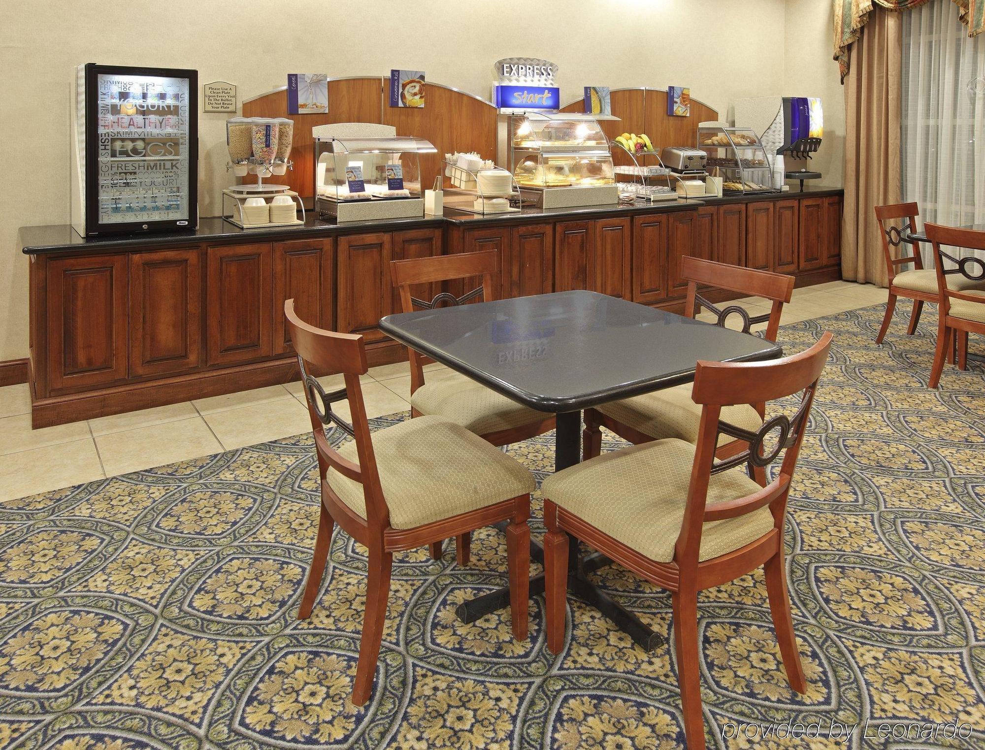 Holiday Inn Express Hotel & Suites Sherman Highway 75 By Ihg Dış mekan fotoğraf