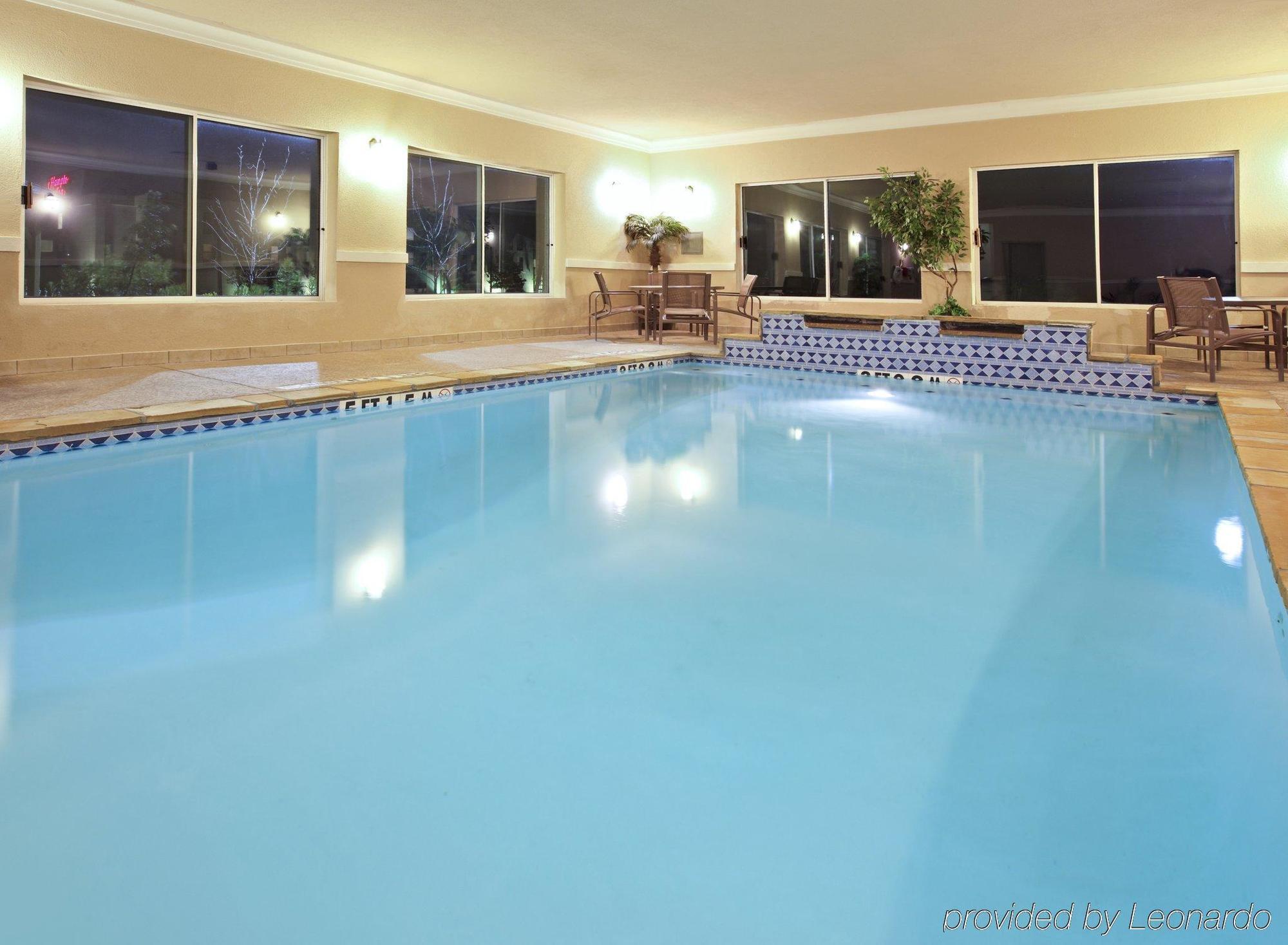 Holiday Inn Express Hotel & Suites Sherman Highway 75 By Ihg Konforlar fotoğraf