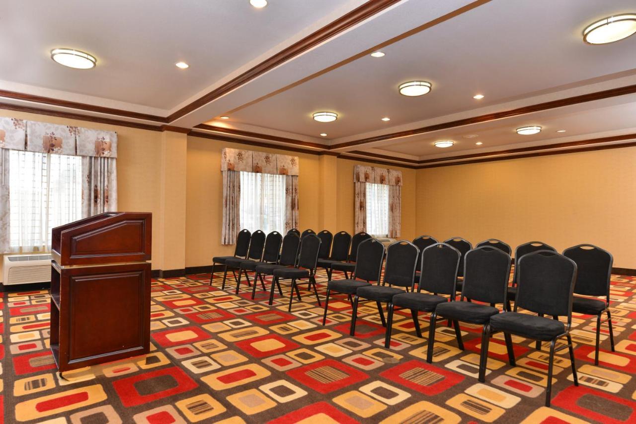 Holiday Inn Express Hotel & Suites Sherman Highway 75 By Ihg Dış mekan fotoğraf